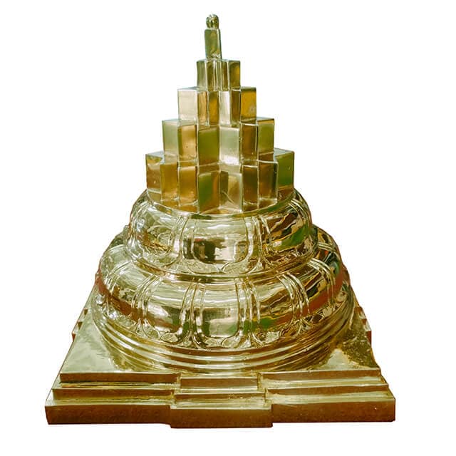 Statue coated in pvd gold color