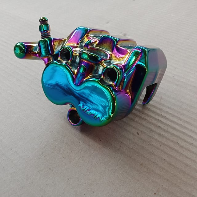 Automotive accessories in pvd titanium rainbow